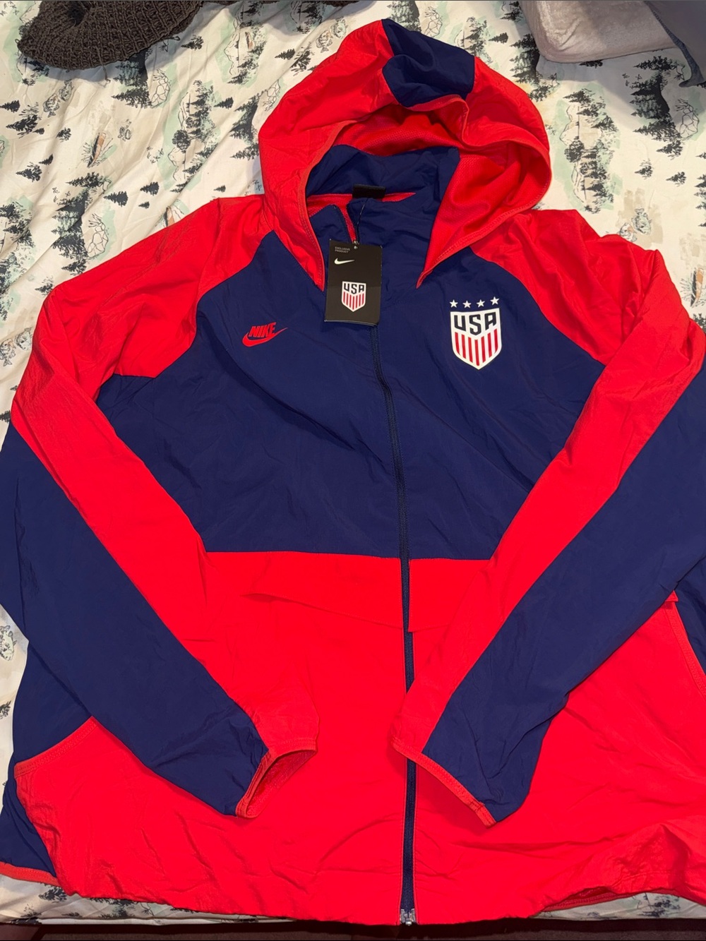 Nike USWNT Jacket NEW XXL Women’s Red & Navy USA Hooded Windbreaker